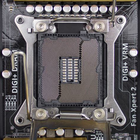 lga 2011 socket r